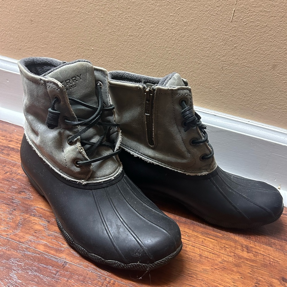 Sperry Women's Black and Grey Duck Boots